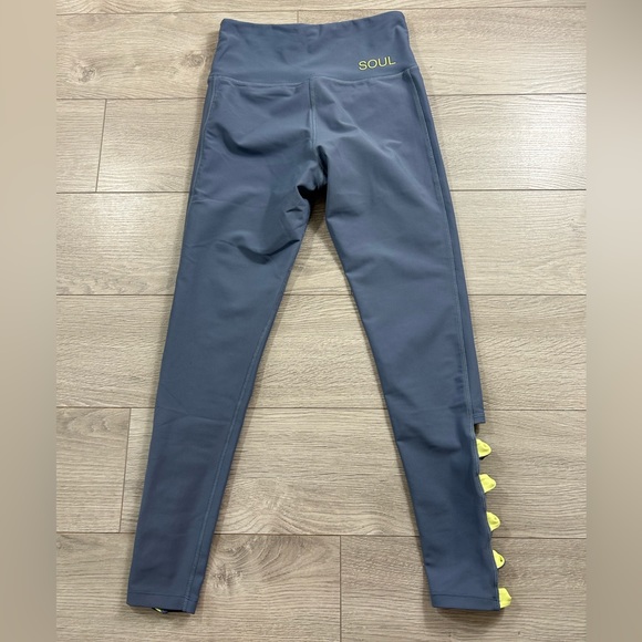 Soul by Soul Cycle Twist Ladder Leggings - Picture 4 of 12